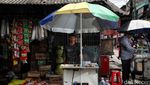 Keluh Kesah Pedagang Kecil di Pasar Warakas Tanjung Priok