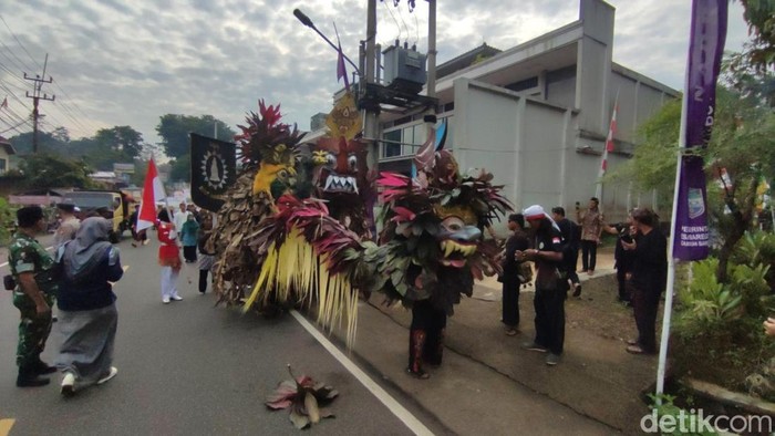 Kemeriahan dan Sukacita Tradisi Nadran di Baregbeg Ciamis menyambut Bulan Ramadan.