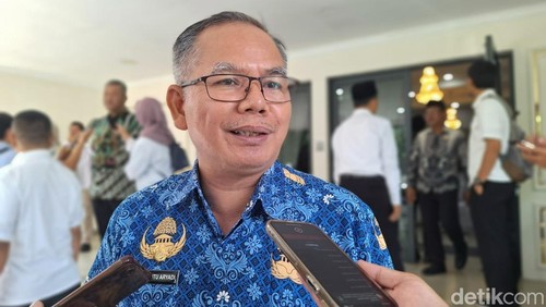 Kepala Dinas Tenaga Kerja dan Transmigrasi (Disnaker) NTB, I Gede Putu Aryadi. (Foto: Nathea Citra/detikBali)