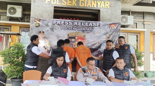 Konferensi pers kasus pencurian motor di Mapolsek Gianyar, Rabu (19/2/2025).