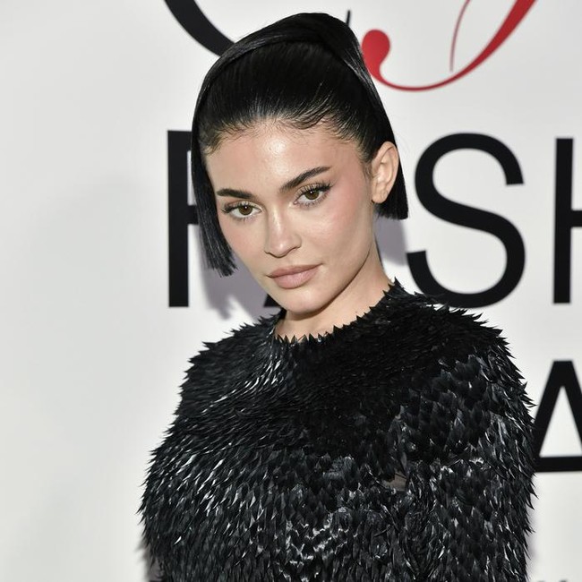 Kylie Jenner Pamer Rumah Mewah Sebelum Nonton Coachella