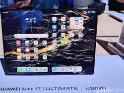 Melihat Huawei Mate XT Ultimate Lebih Dekat, Layar Besar dan Bodi Tipis