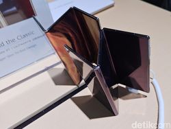 Melihat Huawei Mate XT Ultimate Lebih Dekat, Layar Besar dan Bodi Tipis