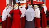 Amar Ekushey Boi Mela adalah pameran buku tahunan yang berlangsung selama sebulan di Suhrawardy Udyan, Dhaka, Bangladesh.  