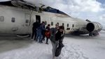 Momen Penyelamatan Seluruh Penumpang Delta Air yang Terbalik di Kanada