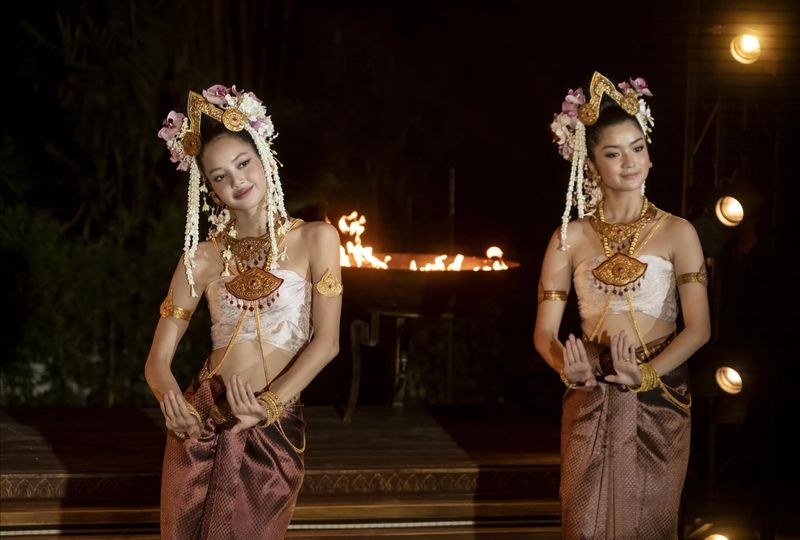 Penampilan Lisa BLACKPINK dalam serial The White Lotus 3