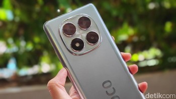 Penggemar Xiaomi pasti sudah familiar dengan desainnya karena mirip seperti Redmi Note 14 Pro+. Foto: Virgina Maulita Putri/detikINET