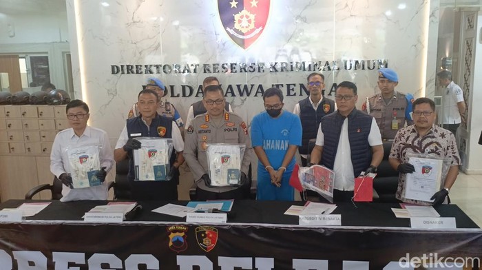 Polda Jateng jumpa pers kasus TPPO, di Mapolda Jateng, Kota Semarang, Rabu (19/2/2025).