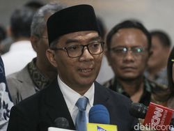 Gebrakan Mendikti Brian, Bahas Efisiensi-Tukin Dosen dengan Pimpinan PTN