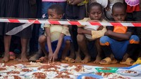 Juru bicara M23 Willy Ngoma mengatakan kepada Reuters bahwa milisi tersebut berada di kota itu dan mengunggah sebuah foto di platform media sosial X yang memperlihatkan sekelompok pejuang yang berpose di Alun-alun Kemerdekaan di pusat ibukota provinsi.