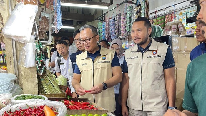 Satgas Pangan Polda Jatim turun ke Pasar Wonokromo