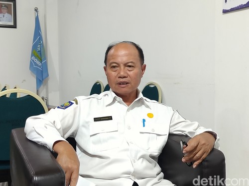 Sekretaris Daerah Kabupaten Dompu Nusa Tenggara Barat (NTB), Gatot Gunawan Perantauan Putra, Rabu (19/2/2025). (Faruk)