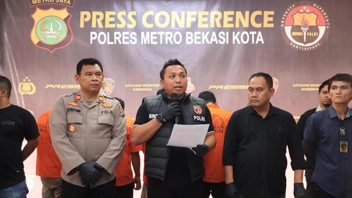 Seorang pria berinisial MA menjadi korban pengeroyokan saat menonton laga Persija melawan Persib. Korban dipukuli belasan orang hingga HP miliknya dirusak. (dok Istimewa)