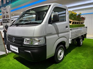 Suzuki Carry Jadi Penggerak Roda Niaga Indonesia
