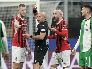 Walker: Kartu Merah Theo Hernandez Mengubah Pertandingan