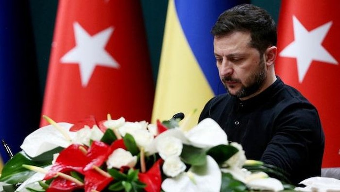 Ukrainian President Volodymyr Zelenskiy attends a joint press conference with Turkey’s President Tayyip Erdogan (not pictured) in Ankara, Turkey, February 18, 2025. REUTERS/Cagla Gurdogan Purchase Licensing Rights