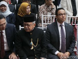 Ahok-Anies Hadiri Sertijab Gubernur Pramono di Balai Kota