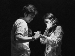 8 Foto Kejutan Lamaran Angga Yunanda-Shenina yang Baru Terungkap, Romantis!