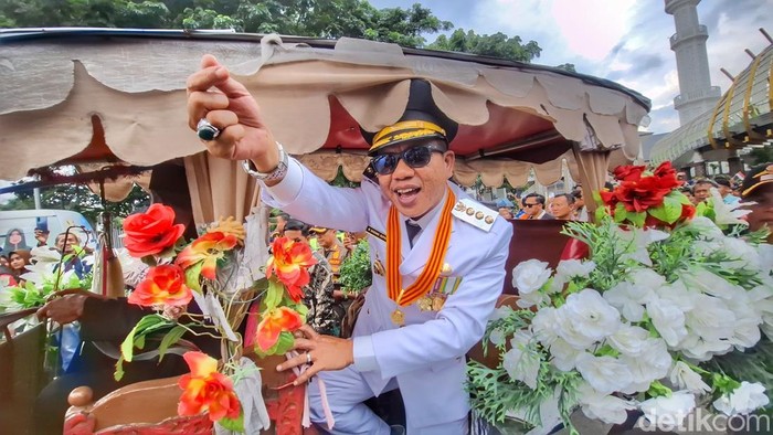 Bupati Bandung Dadang Supriatna
