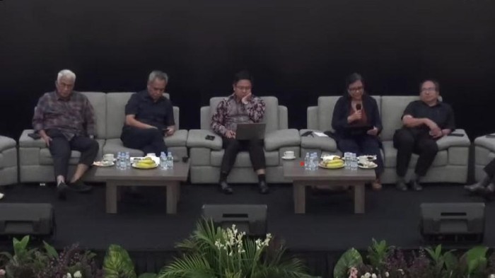 Diskusi publik (Foto: Tangkapan layar YouTube Unas Tv)