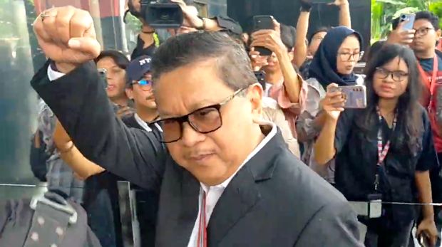 Hasto Diperiksa Sebagai Tersangka oleh KPK