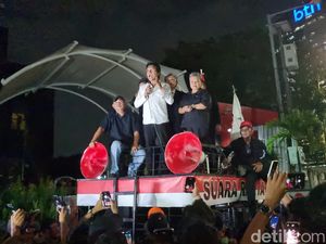 Sempat Aksi Depan KPK, Kader PDIP-Simpatisan Hasto Membubarkan Diri