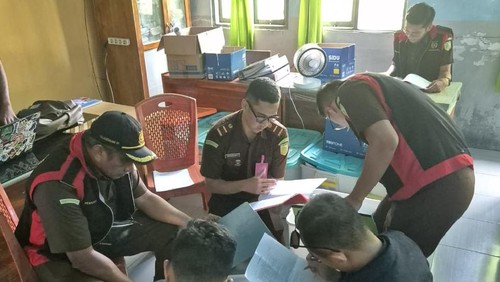 Penggeledahan di Kantor Dinas PUPR Kabupaten Malaka, NTT, Kamis (20/2/2025).