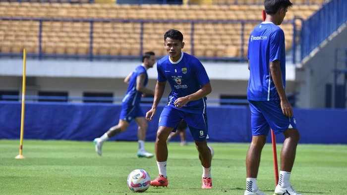 Latihan Persib Bandung.