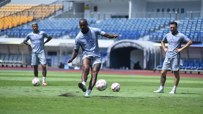 Latihan Persib Bandung.