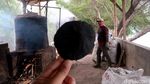 Pemanfaatan Limbah Batok Kelapa di Wisata Pantai Bangsring Banyuwangi