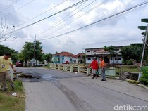 Penampakan TKP 2 Teknisi Internet Tewas Tersetrum di Karangrejo Demak