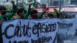 Penampakan Massa Aksi Indonesia Gelap di Patung Kuda