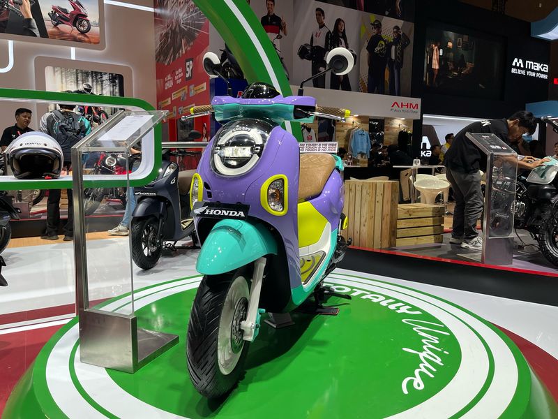 Modifikasi New Honda Scoopy bergaya Stylish