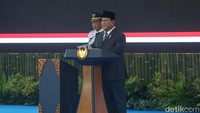 Prabowo mengatakan pelantikan secara serentak ini menggambarkan besarnya bangsa Indonesia. Prabowo mengaku Indonesia memiliki demokrasi yang dinamis dan berjalan baik.  