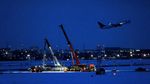 Pesawat Delta Airlines yang Terbalik di Kanada Dievakuasi