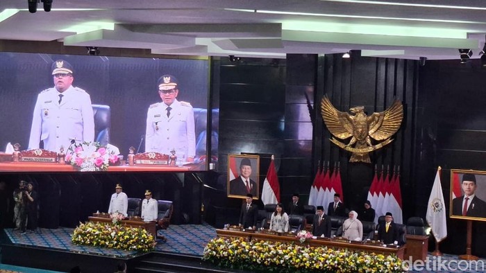 Rapat paripurna penyampaian pidato perdana Gubernur Jakarta Pramono Anung. (Brigitta/detikcom)