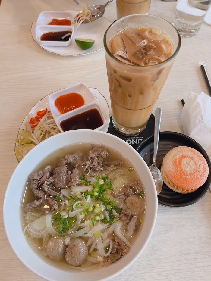 5 Tempat Makan di Pasar Minggu yang Punya Menu Beragam