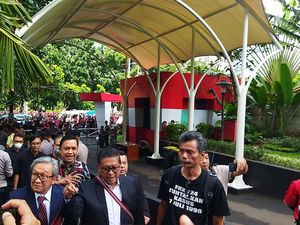 Hasto Kristiyanto Tiba di KPK untuk Diperiksa sebagai Tersangka