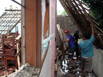 Sekolah di Malang Rusak Diterjang Derasnya Hujan