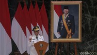 Pramono turut memberikan pidato pertamanya sebagai gubernur. 
