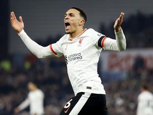 Video: Trent Alexander-Arnold Selamatkan Liverpool dari Kekalahan