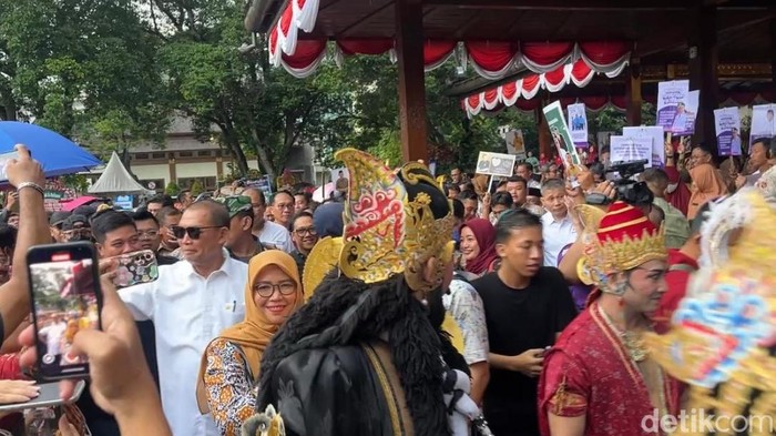 Potret boyongan Teguh Prakosa sebagai Wali Kota Solo di hari terakhir, Kamis (20/2/2025).