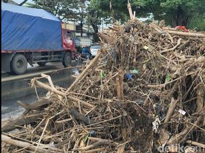 Banjir di Juwana Pati Surut, Sisakan Lumpur dan Sampah