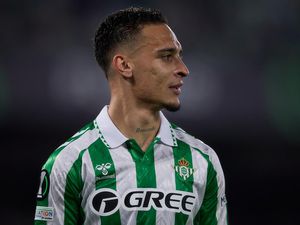 Peminjaman Antony Segera Habis, Isco Minta Suporter Real Betis Galang Dana
