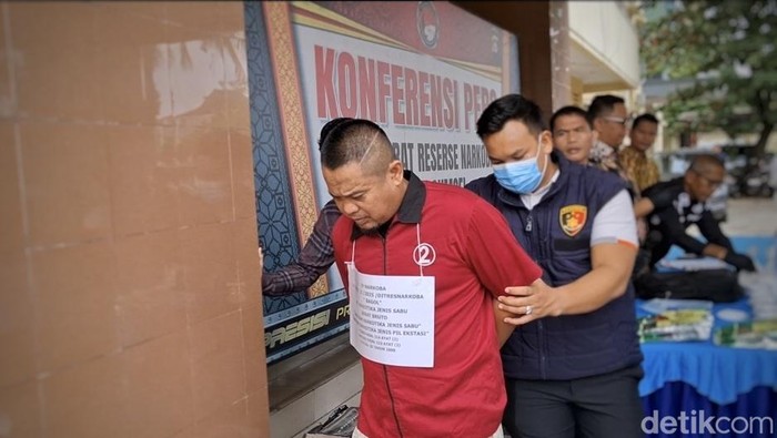 Bandar narkoba di OKU Selatan ditangkap Ditresnarkoba Polda Sumsel dengan barang bukti 2.830 gram