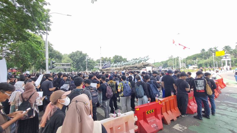 Demonstrasi di Patung Kuda pada Jumat (21/2)-(Taufiq/detikcom)