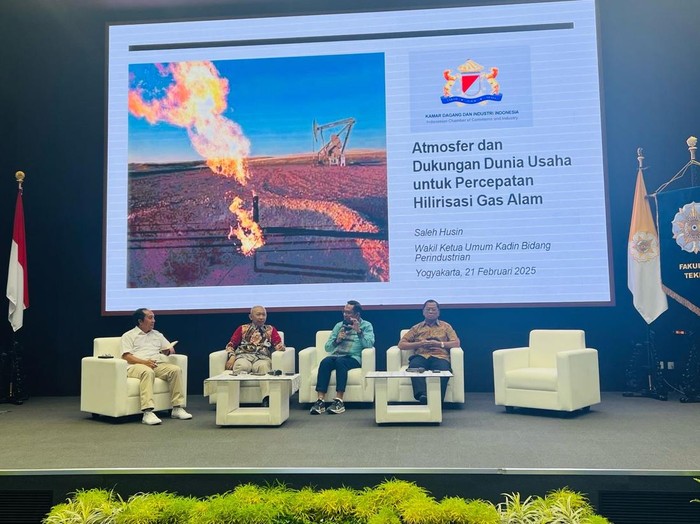 Dialog Tekagama Forum Gas & Petrokimia di Gedung Fakultas Teknik UGM, Sleman, Jumat (21/1/2025).