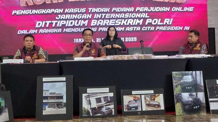 Dirtipidum Bareskrim Polri Brigjen Djuhandhani Rahardjo Puro