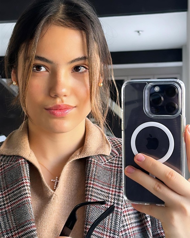 Melihat ketakutan Emma, pria tersebut langsung dikeluarkan dan ditahan. Kepolisian Dubai juga langsung mengambil tindakan meski Emma kemudian mencabut tuntutannya kepada stalker tersebut. Foto: Instagram Emma Raducanu