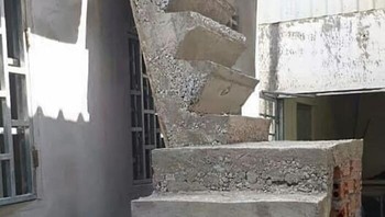 Bikin tangganya ngantuk. Foto: arquitectura_fail via Bored Panda